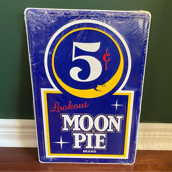 Vintage Other - Moon Pie‎ tin sign